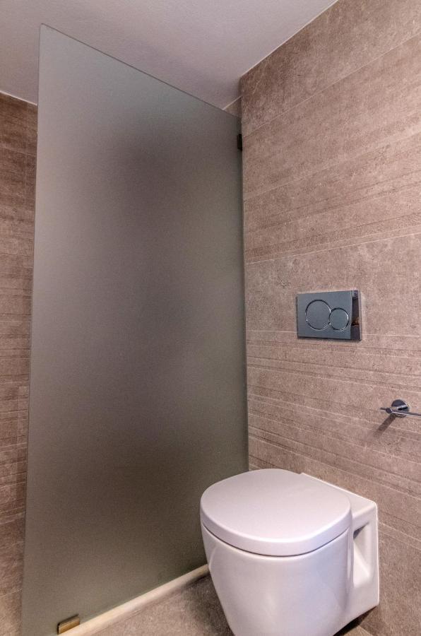 Albatross Holiday Apartments 艾西奥斯索蒂斯 外观 照片