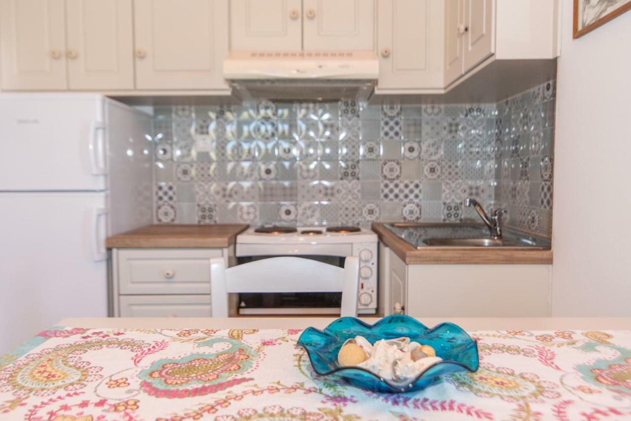 Albatross Holiday Apartments 艾西奥斯索蒂斯 外观 照片